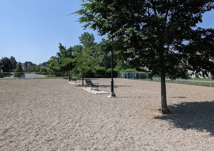 Parc à chiens du parc Guillaume-Bruneau