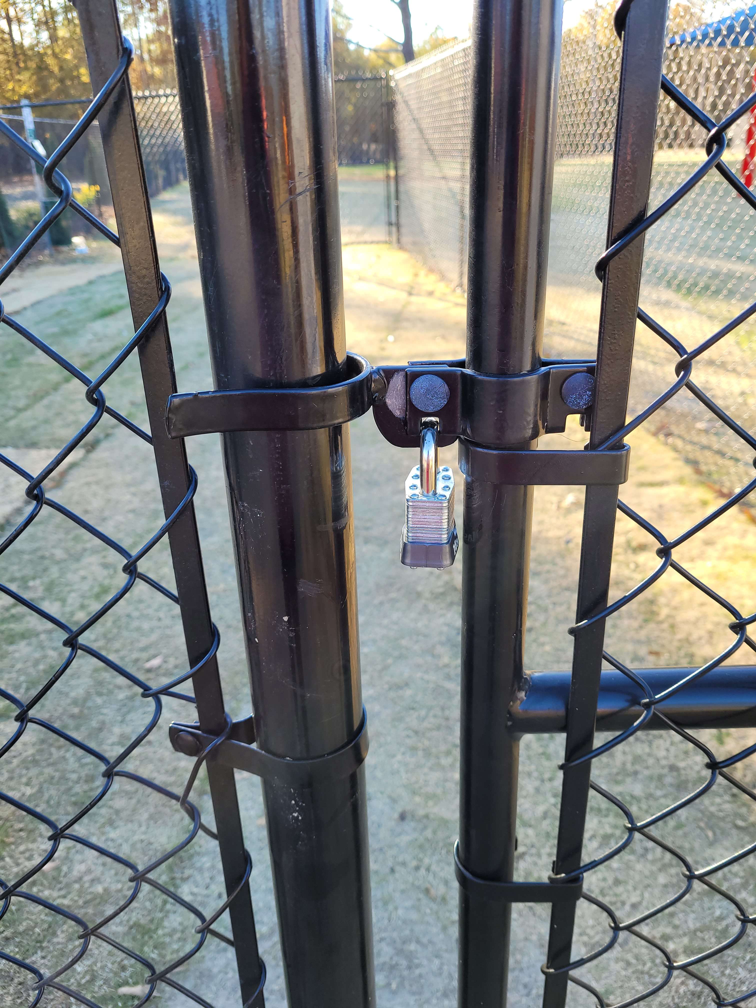 Bailey Lake Dog Park