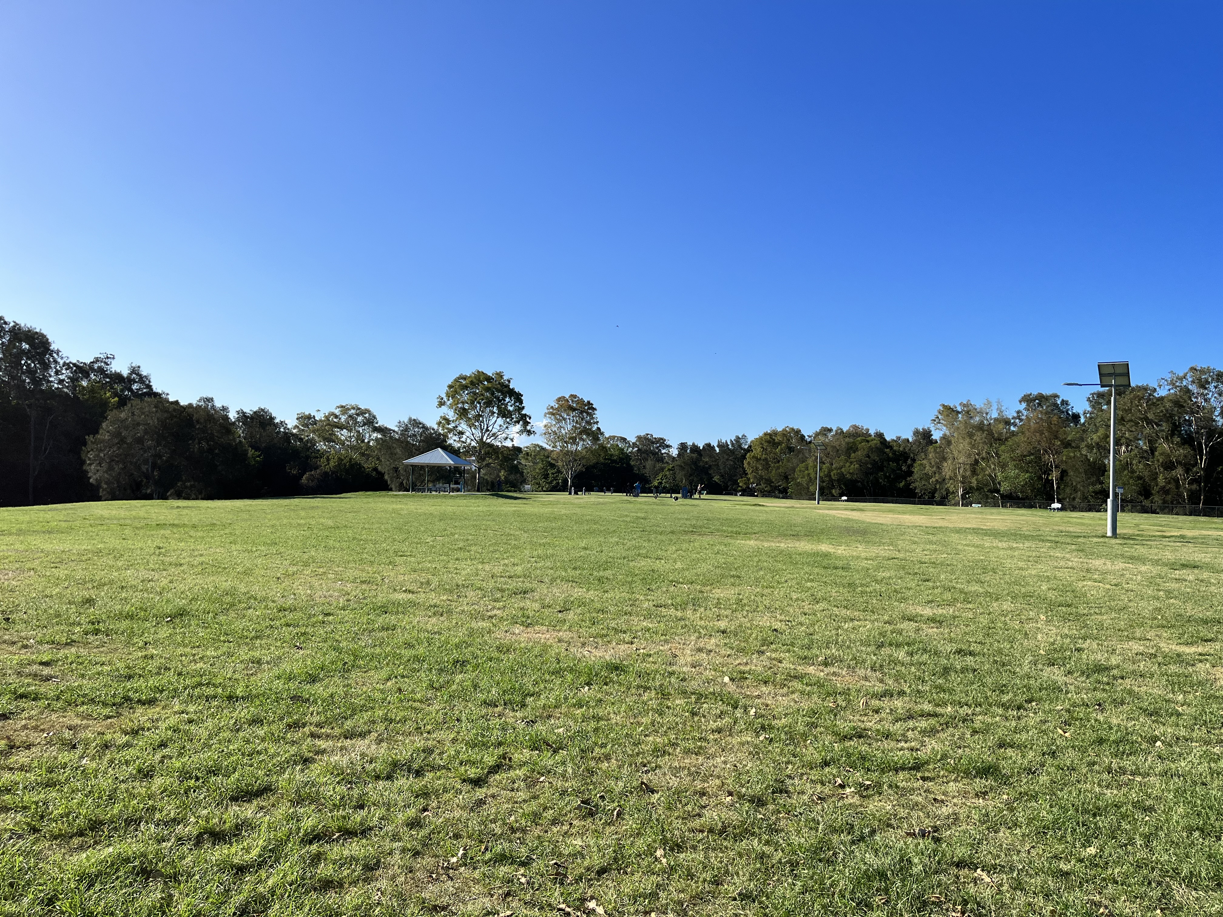 Elanora Park Off-Leash Area