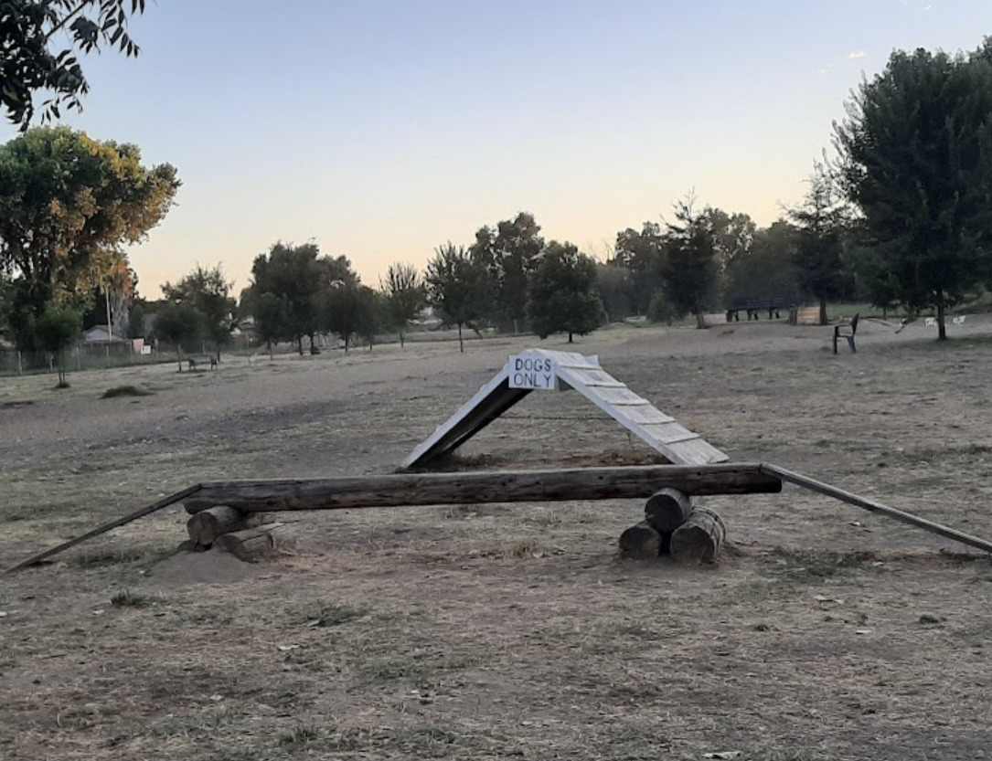 Off The Leash Dog Park - Yuba City