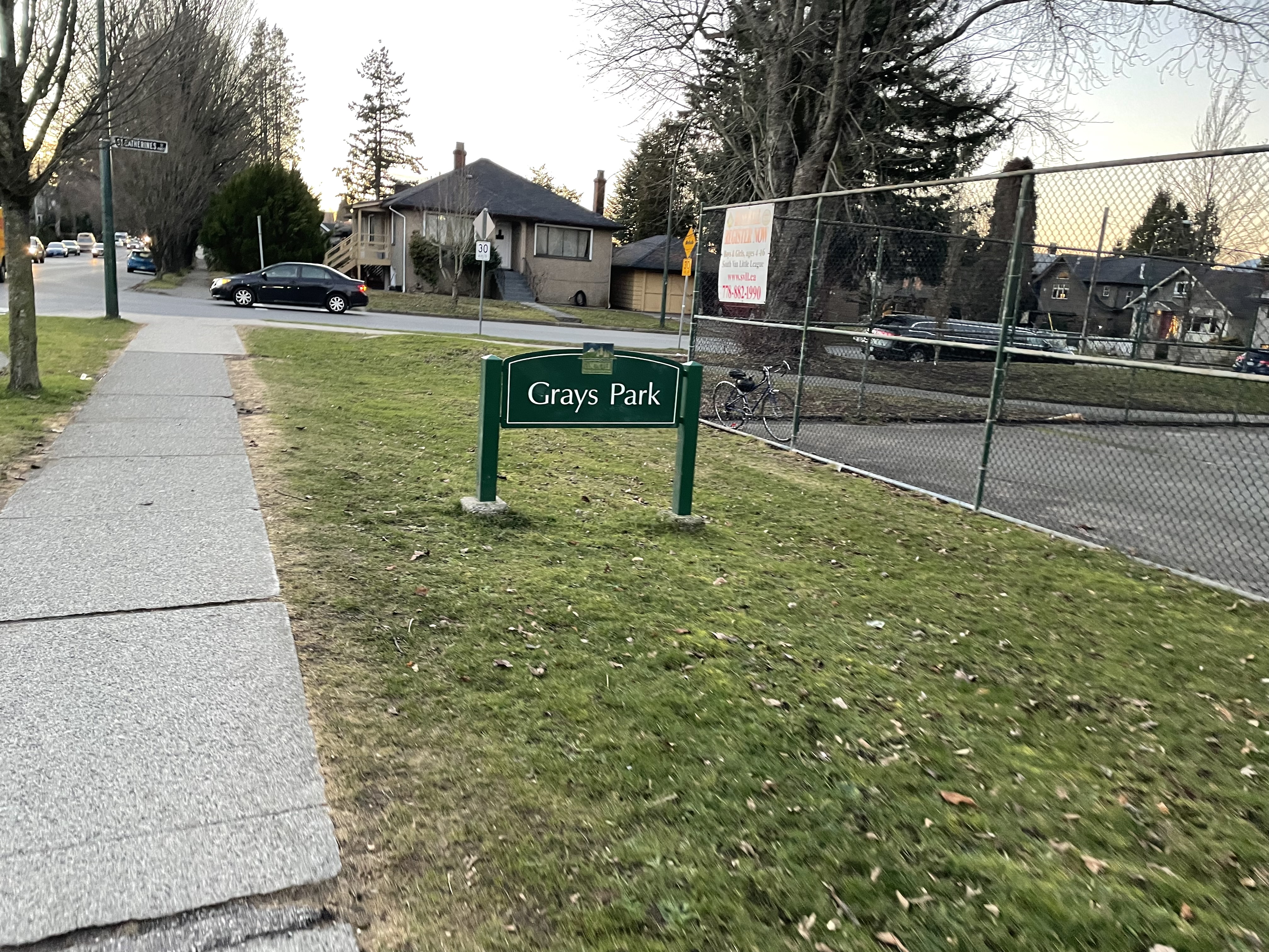 Grays Park - On Leash