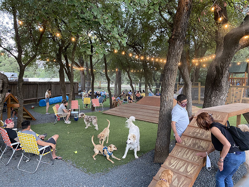 Pups and Pals Bar & Grill