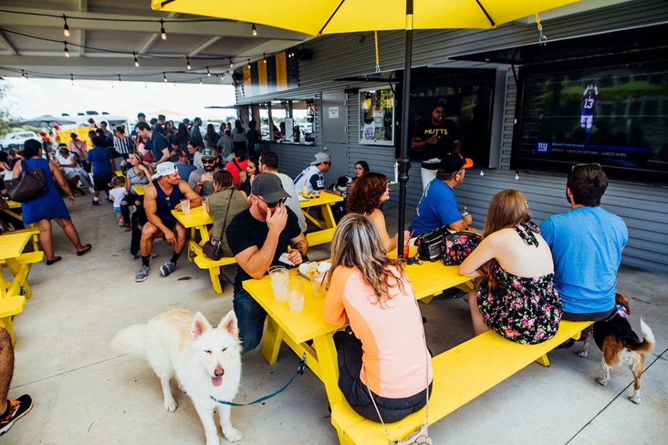 MUTTS Canine Cantina